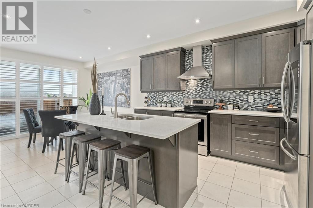 Image of property at 1327 CHRETIEN STREET Street