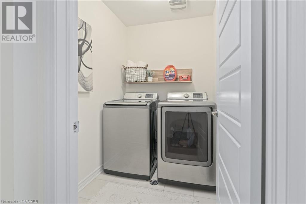 Image of property at 1327 CHRETIEN STREET Street