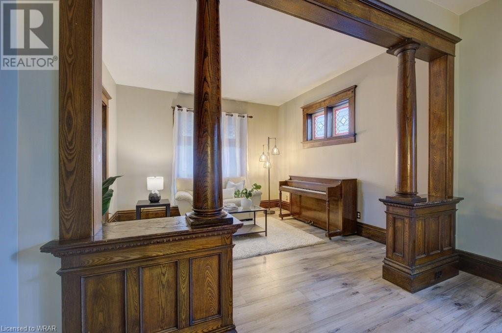 Image of property at 380 DUKE Street W