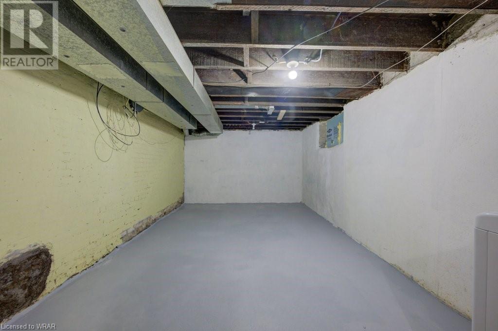 Image of property at 380 DUKE Street W