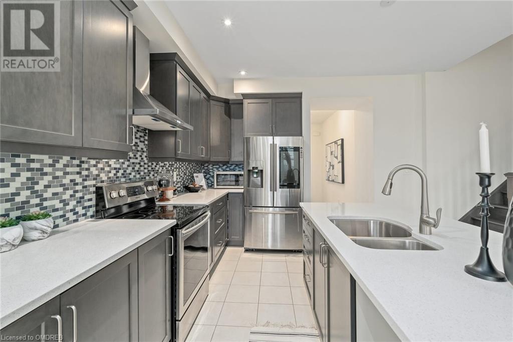 Image of property at 1327 CHRETIEN STREET Street