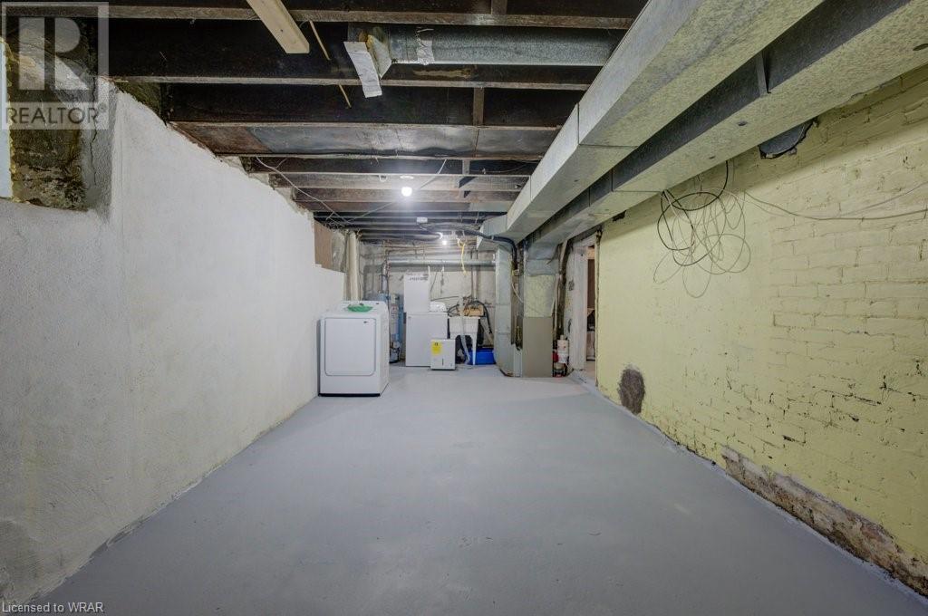 Image of property at 380 DUKE Street W