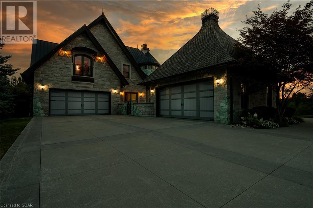 Image of property at 35 DAYMOND Drive