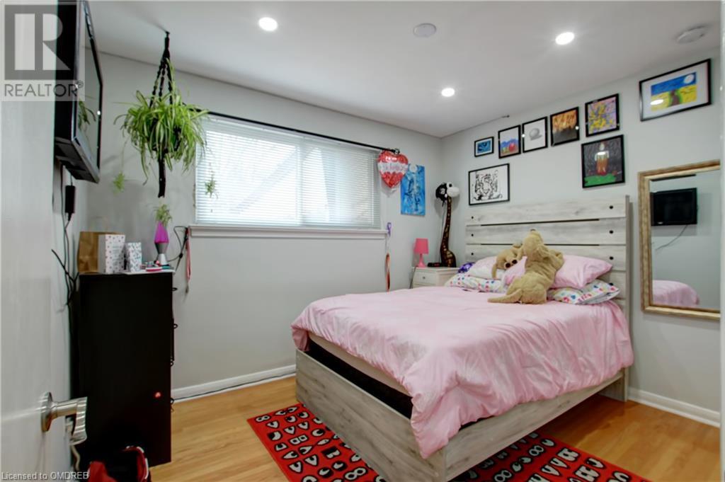 Image of property at 410 SAMFORD Place