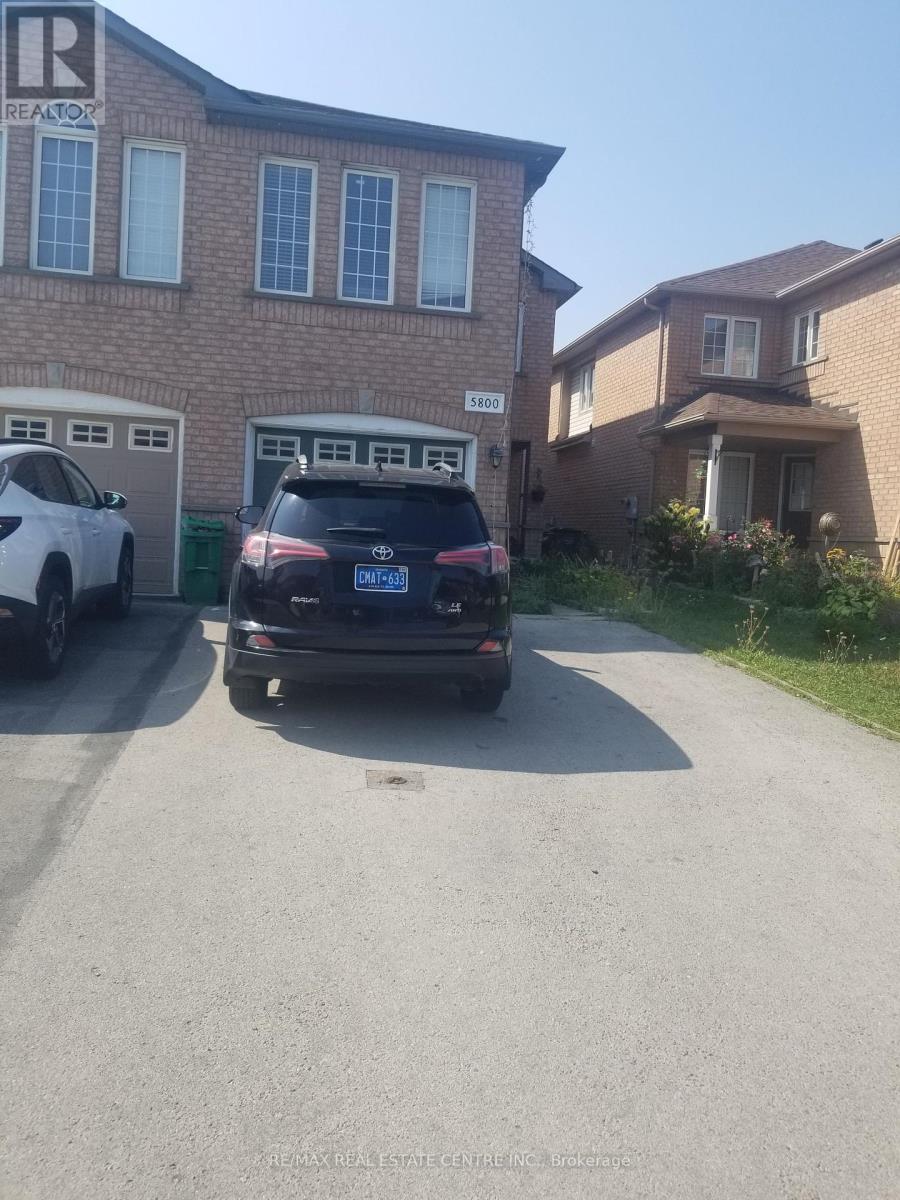 #bsmt - 5800 Gant Crescent, Mississauga (East Credit), Ontario  L5V 2T4 - Photo 3 - W9241516