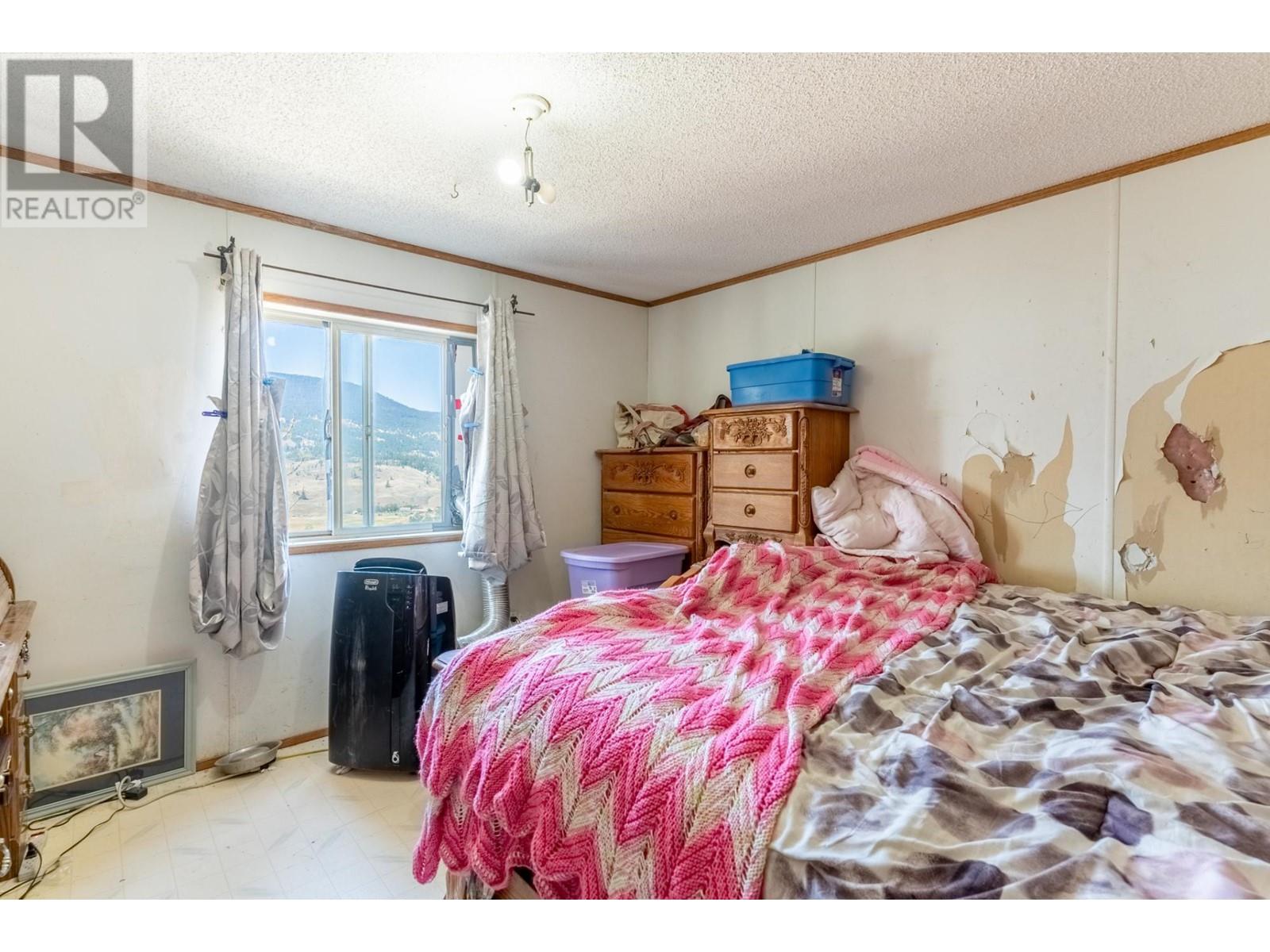 3580 Cariboo Hwy 97, Cache Creek, British Columbia  V0K 1H0 - Photo 16 - 180211