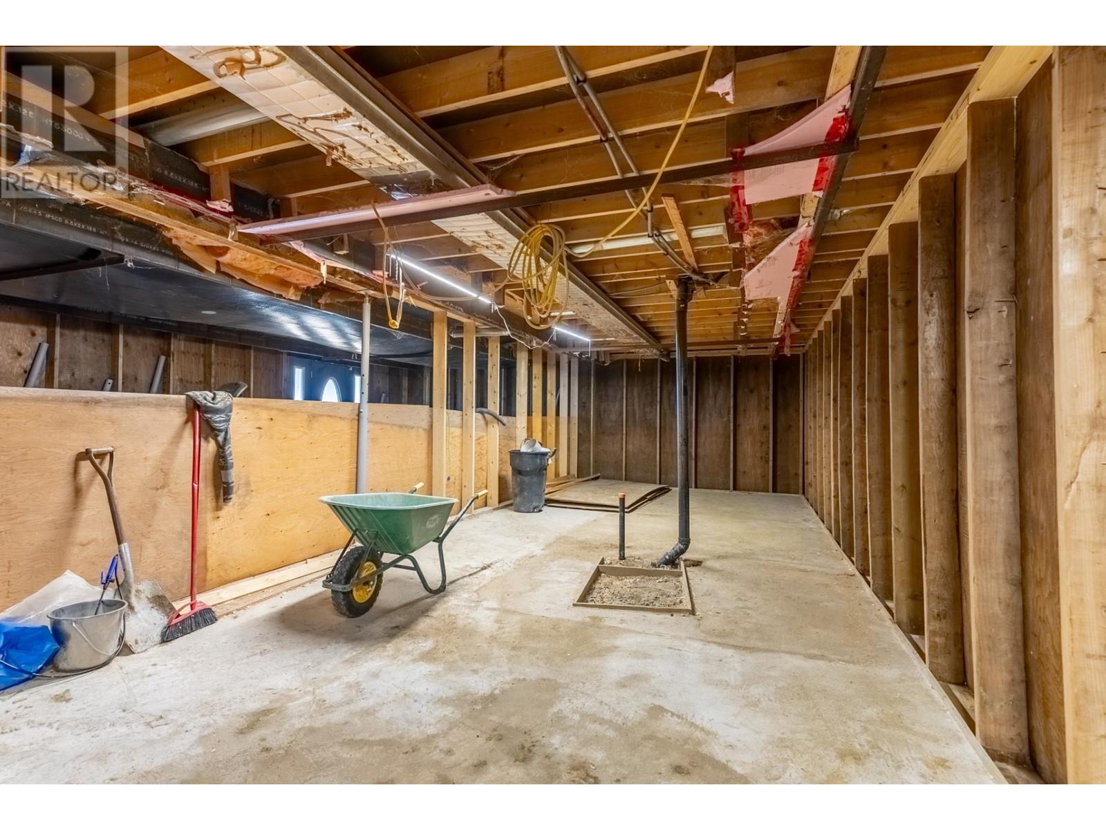 3580 Cariboo Hwy 97, Cache Creek, British Columbia  V0K 1H0 - Photo 18 - 180211