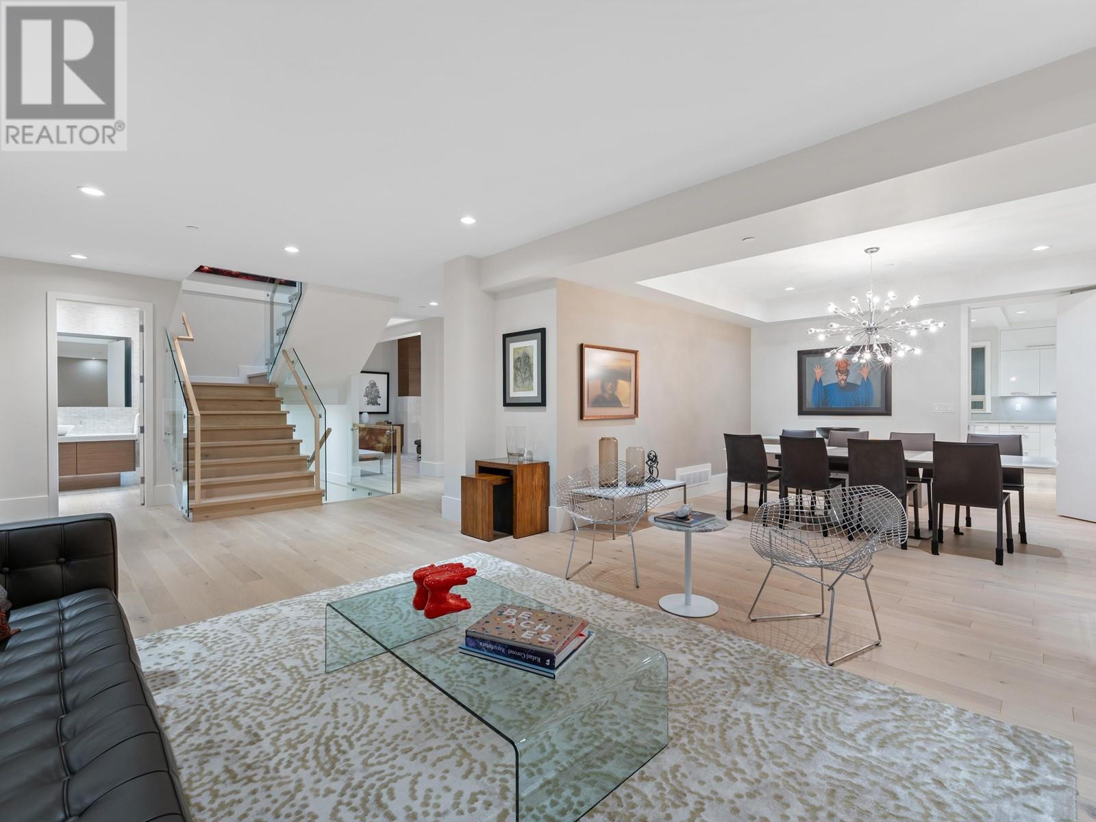 4062 Virginia Crescent, North Vancouver, British Columbia  V7R 3Z1 - Photo 9 - R2912321