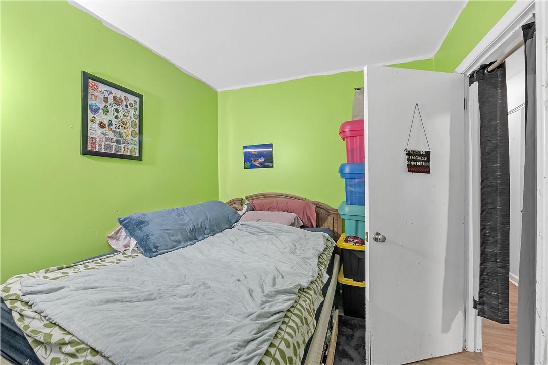 Image of property at 29 CLARENDON Avenue