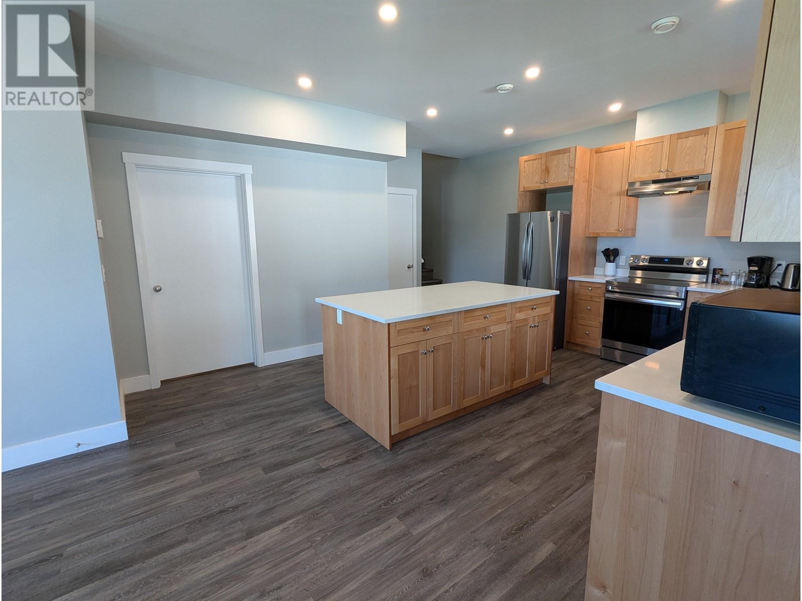 103 3360 First Avenue, Smithers, British Columbia  V0J 2N0 - Photo 9 - R2911968