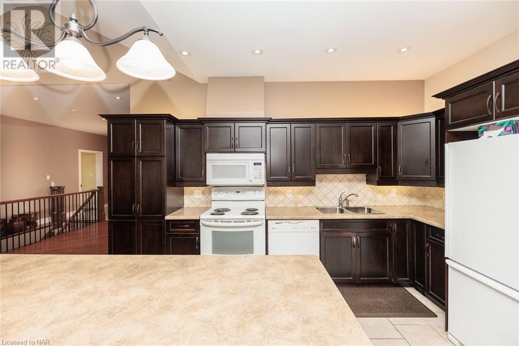 1040 Bertie Street, Fort Erie, Ontario L2A 5S1 - Photo 11 - 40548615