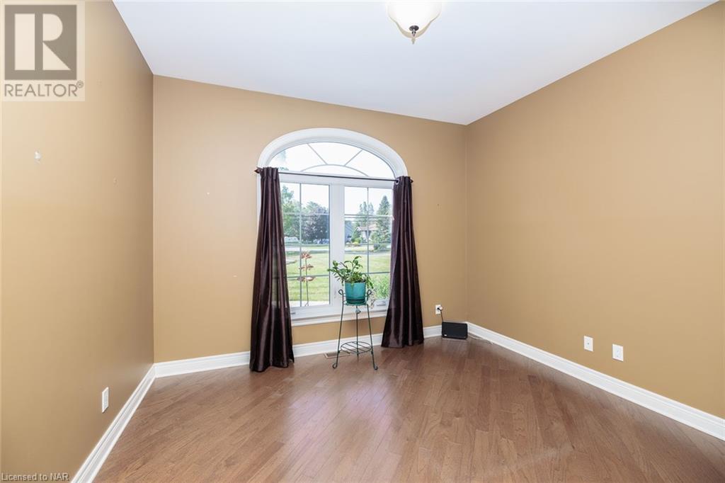 1040 Bertie Street, Fort Erie, Ontario L2A 5S1 - Photo 21 - 40548615