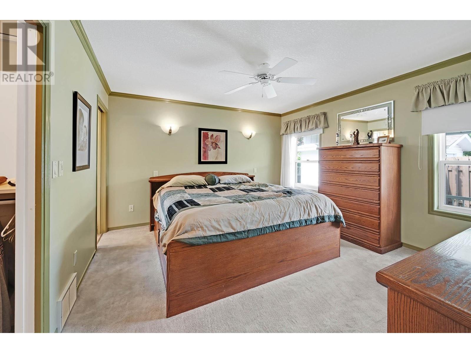 919 Invermere Crt, Kamloops, British Columbia  V2B 7T3 - Photo 14 - 180212