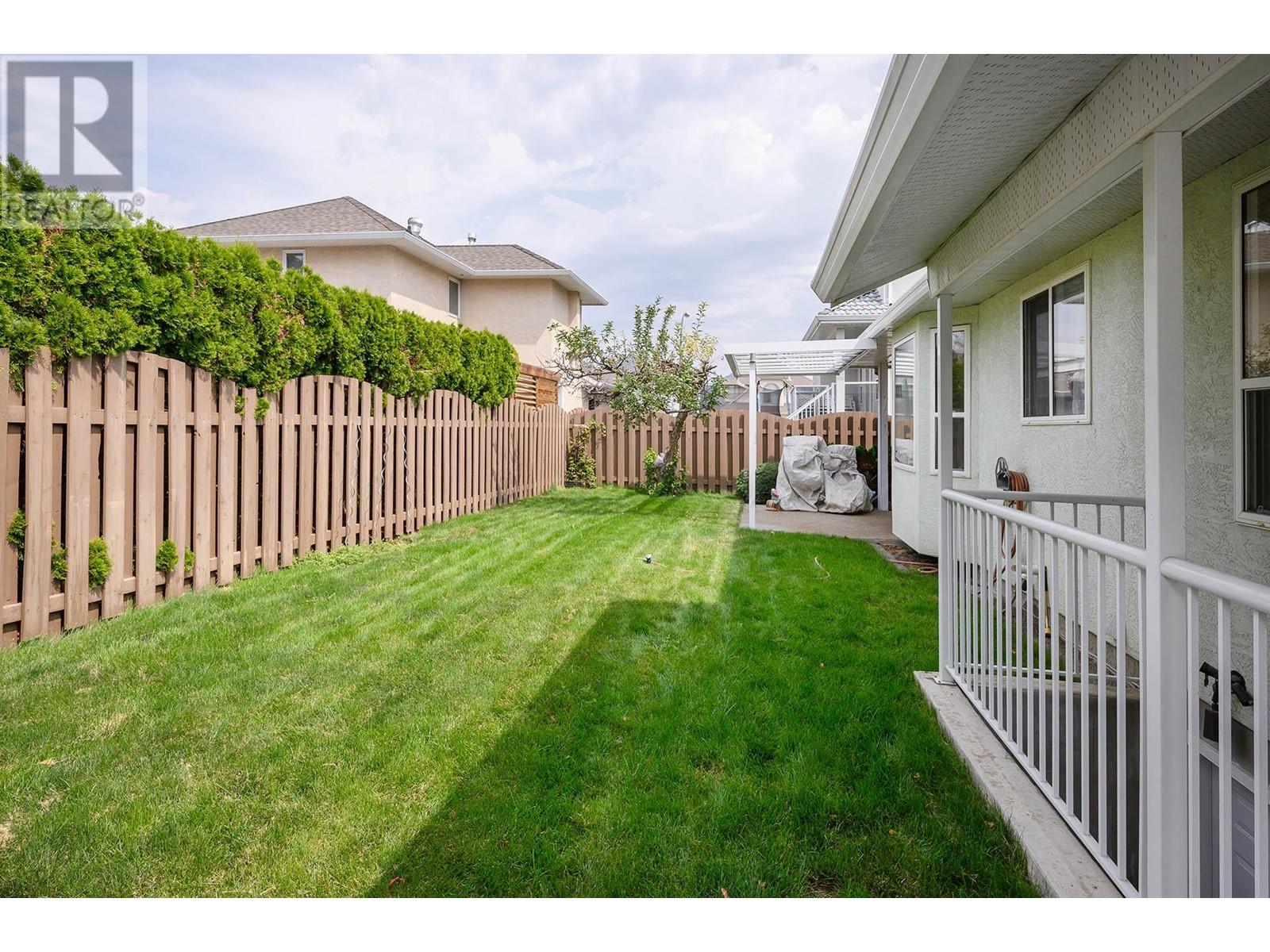 919 Invermere Crt, Kamloops, British Columbia  V2B 7T3 - Photo 41 - 180212