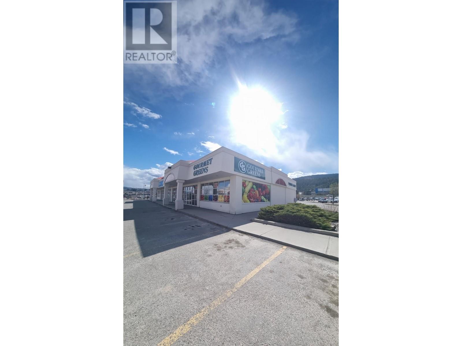 18-1415 Hillside Drive, Kamloops, British Columbia   - Photo 5 - 180214