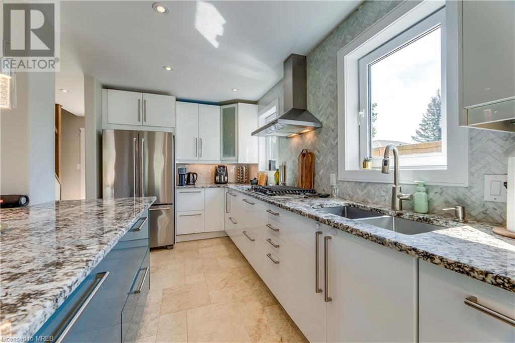 Image of property at 82 LOIS Street