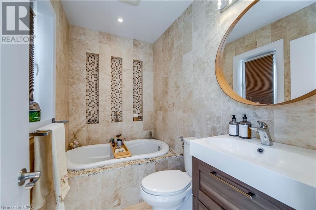 Image of property at 82 LOIS Street