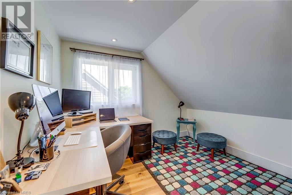 Image of property at 82 LOIS Street