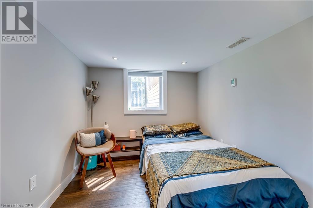 Image of property at 82 LOIS Street