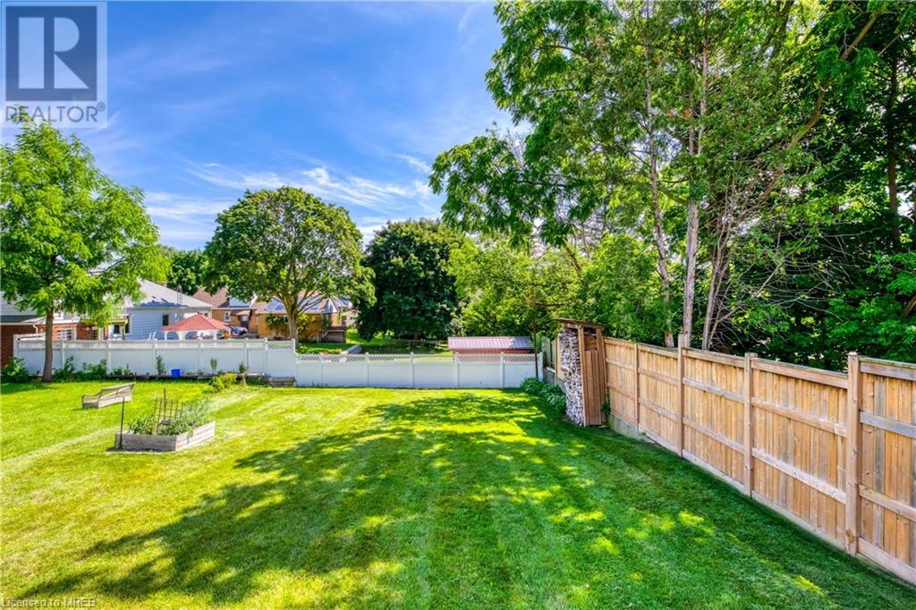 Image of property at 82 LOIS Street