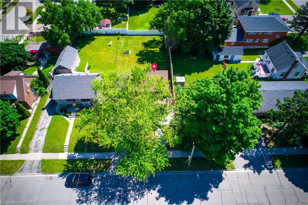 Image of property at 82 LOIS Street