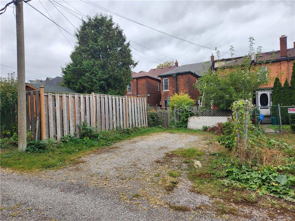 Image of property at 25 GLADSTONE Avenue