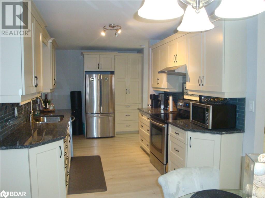 Image of property at 15 BAYSHORE Crescent