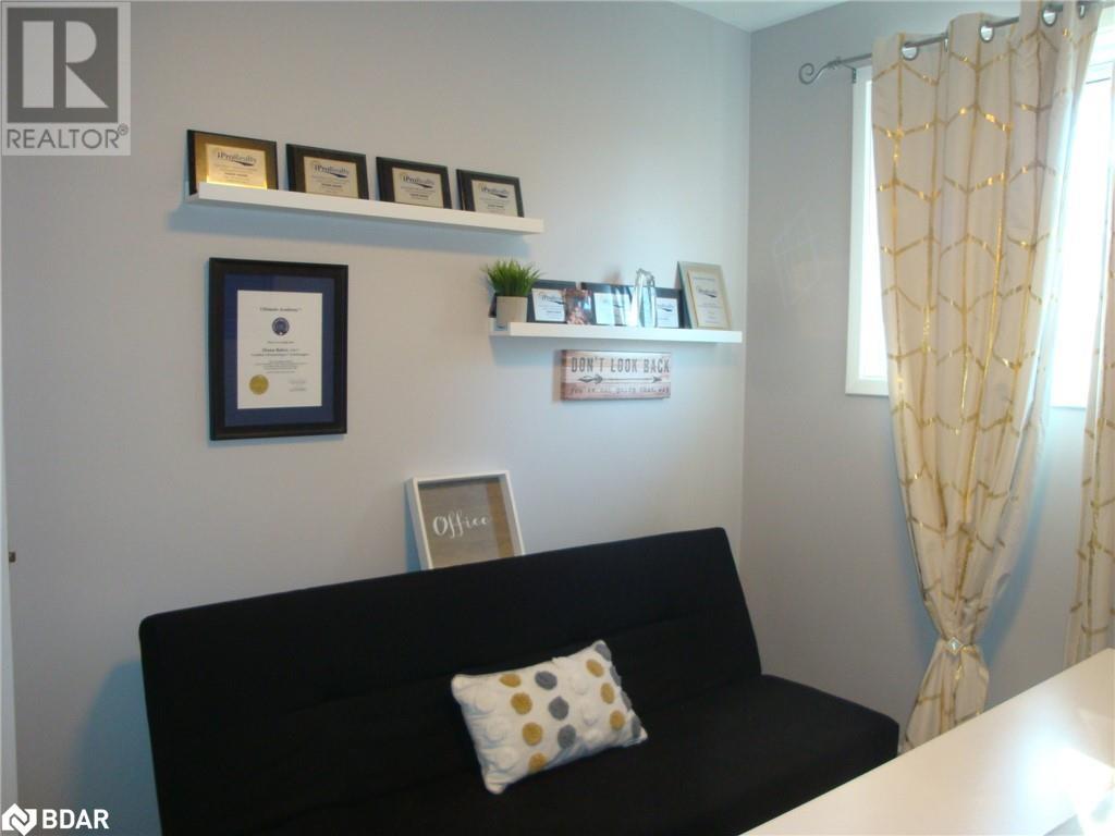 Image of property at 15 BAYSHORE Crescent