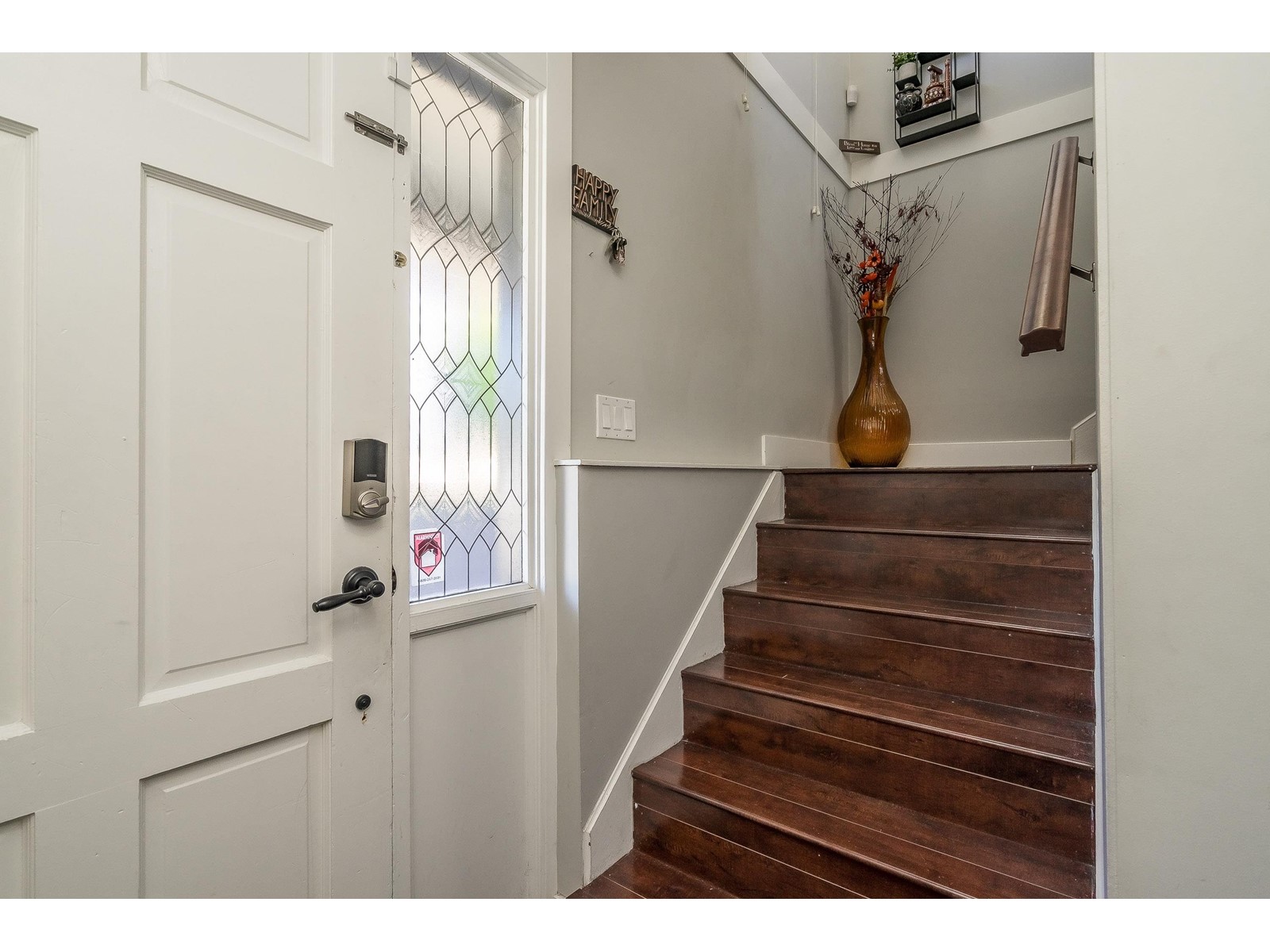 Property at 18352 56A AVENUE image 4
