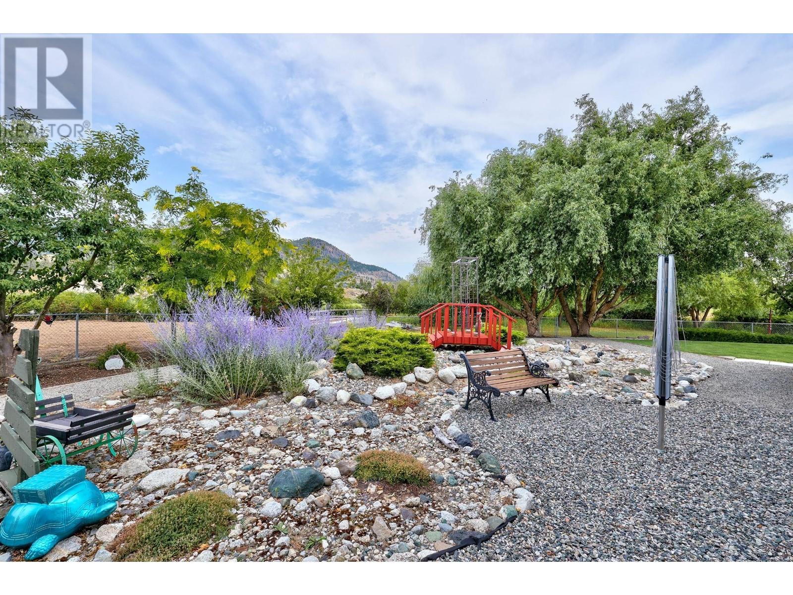 2477 Burgess Ave, Merritt, British Columbia  V1K 1R3 - Photo 38 - 180222