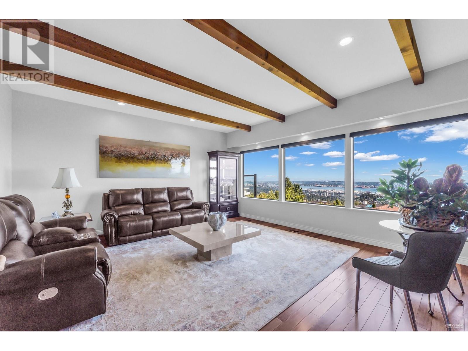 Property at 1418 BRAMWELL ROAD image 4