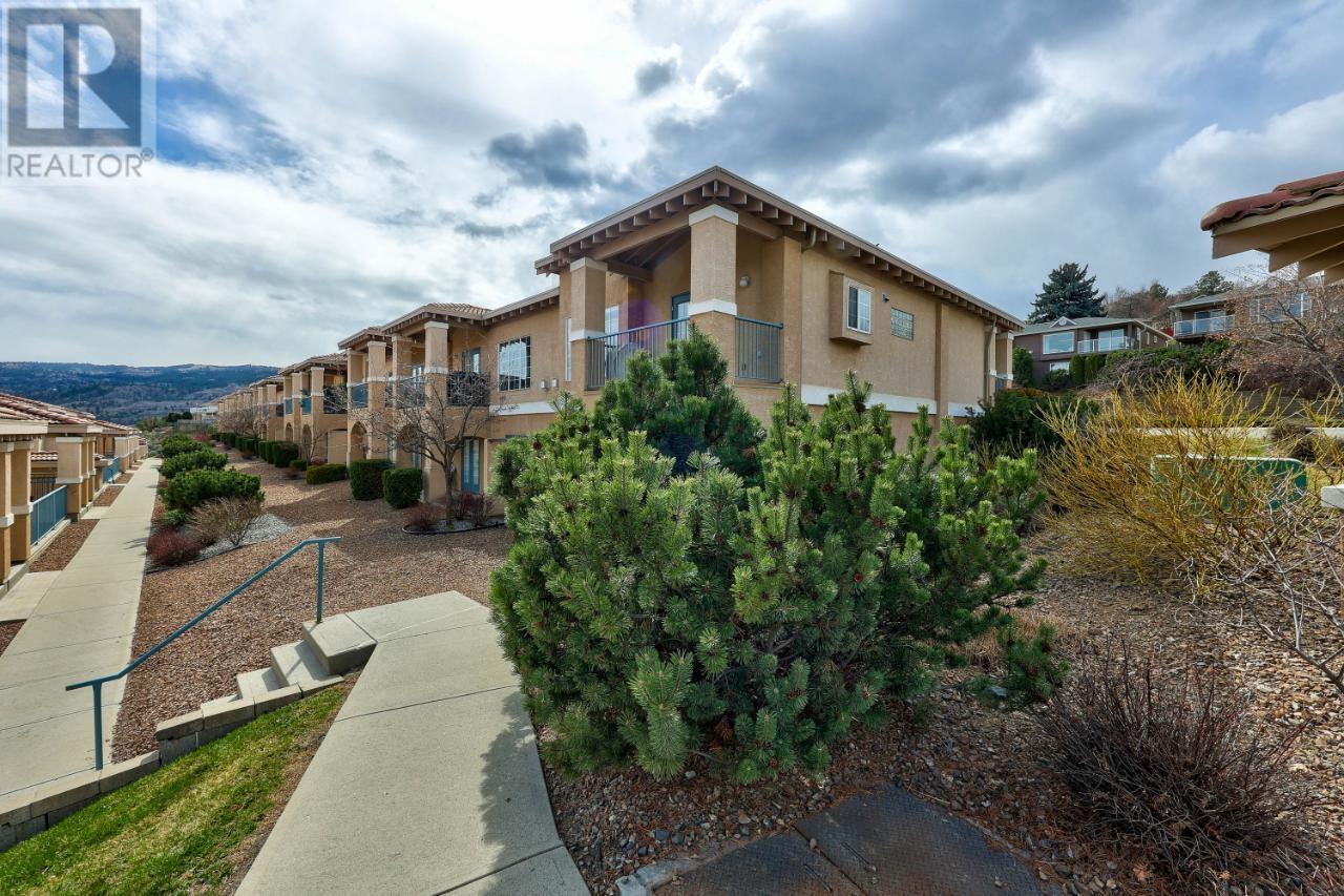 501-875 Sahali Terrace, Kamloops, British Columbia   - Photo 12 - 180210