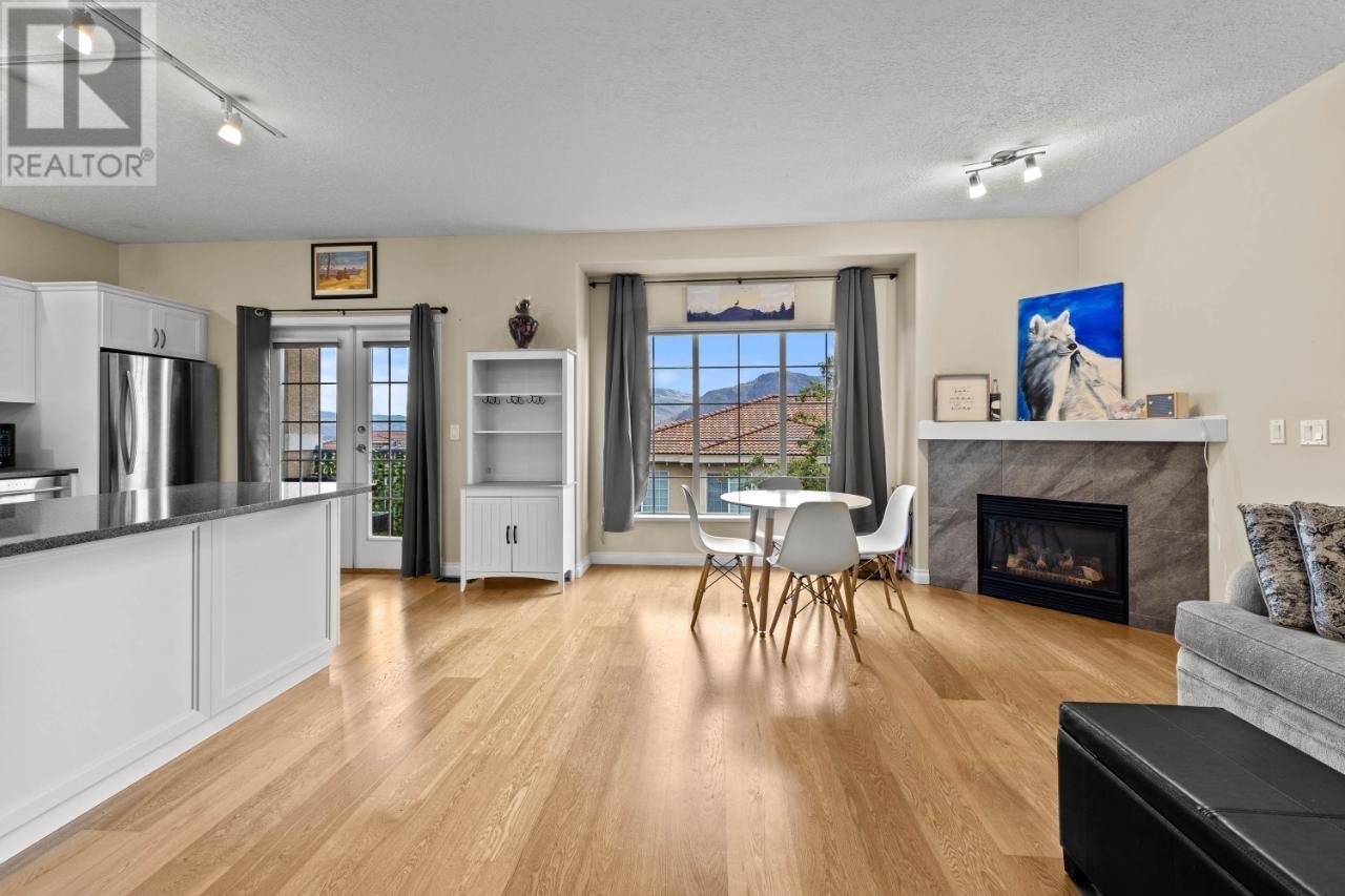 501-875 Sahali Terrace, Kamloops, British Columbia   - Photo 4 - 180210