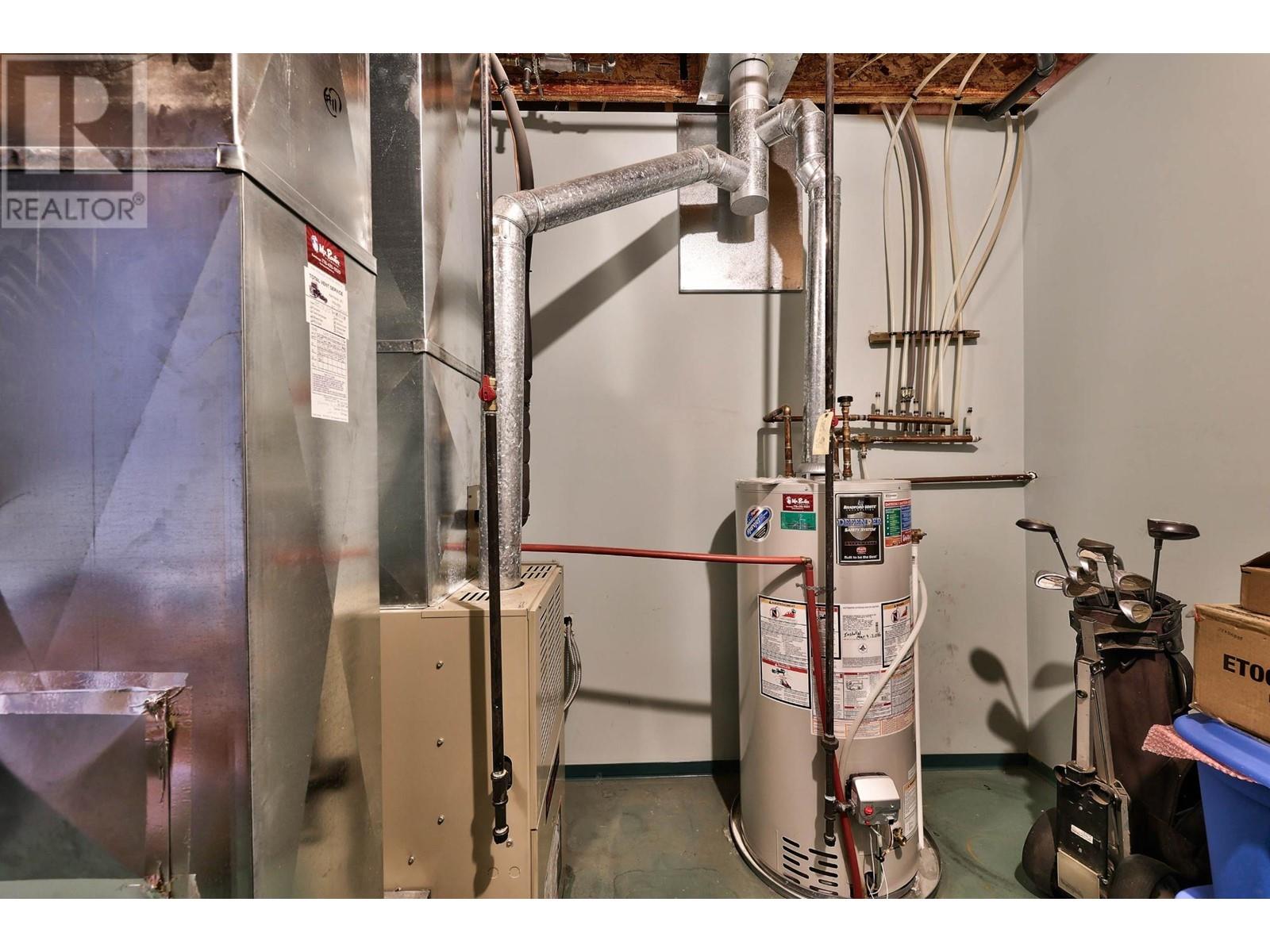 501-875 Sahali Terrace, Kamloops, British Columbia   - Photo 27 - 180210