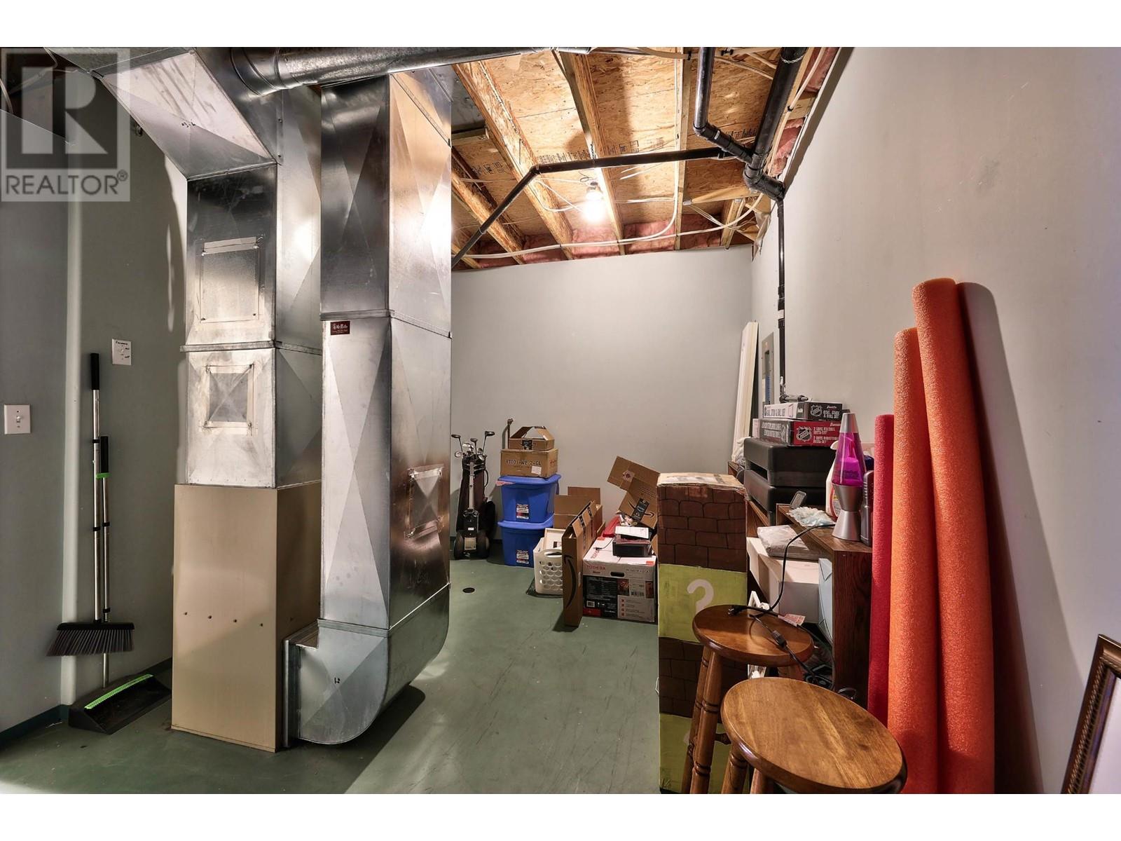 501-875 Sahali Terrace, Kamloops, British Columbia   - Photo 28 - 180210