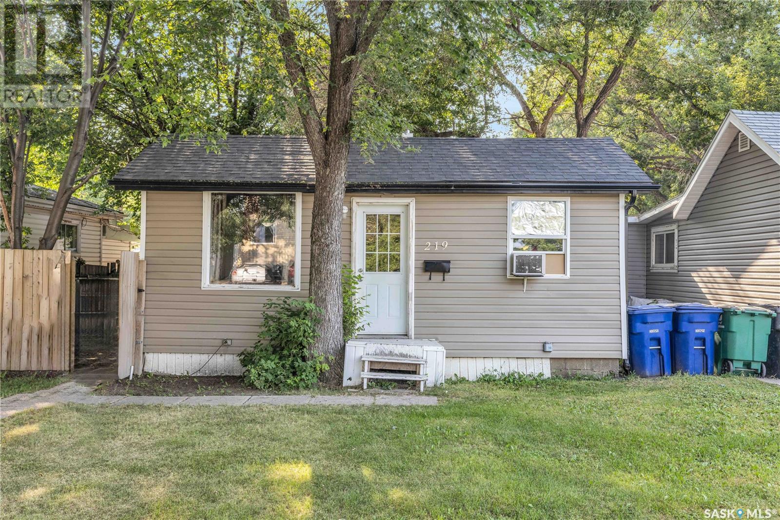 Property at 219 Y AVENUE S image 1
