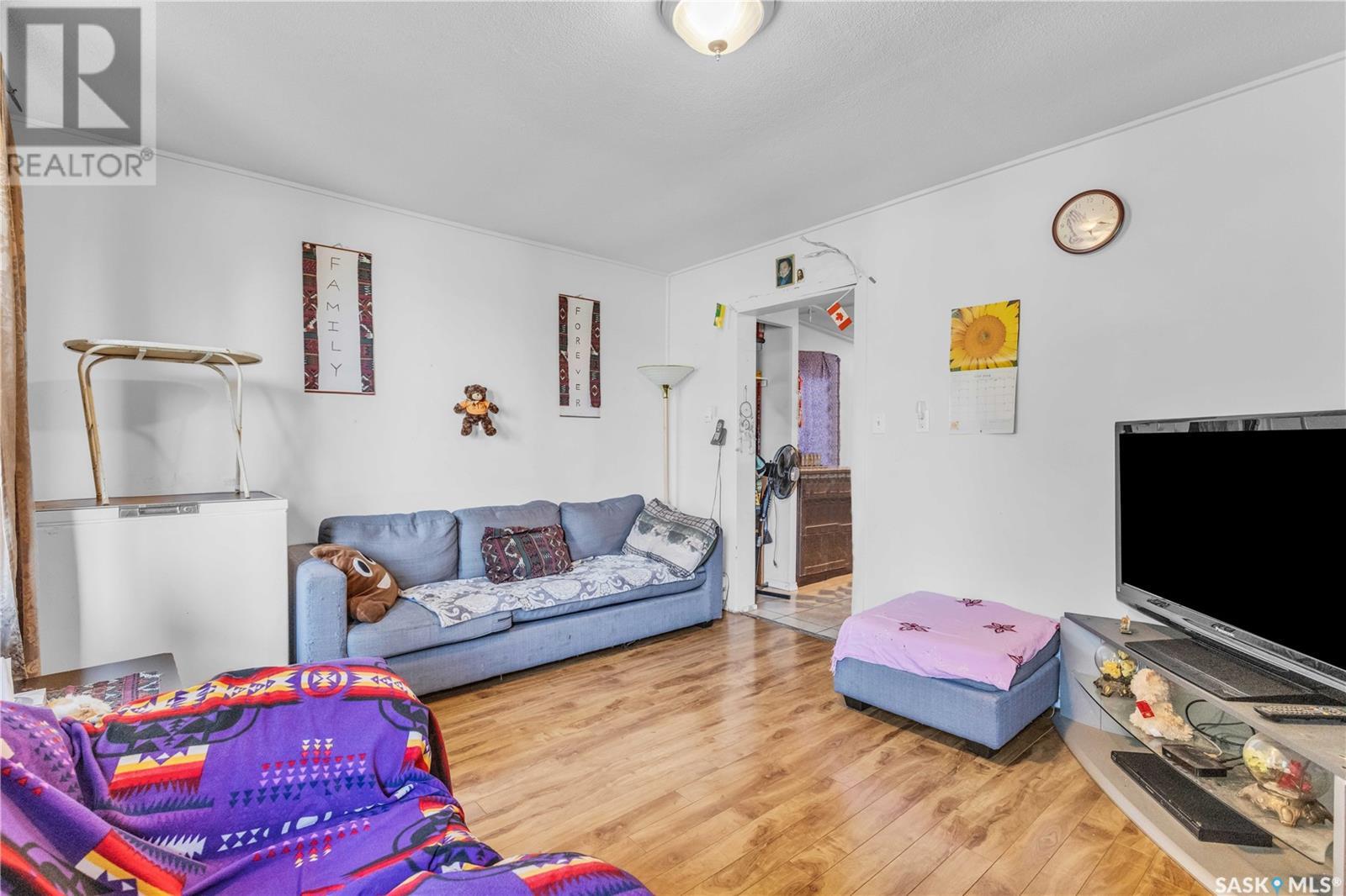 Property at 219 Y AVENUE S image 5