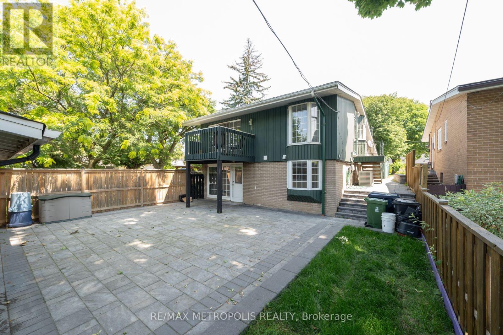 1 Highbrook Drive, Toronto (Bendale), Ontario  M1P 3L2 - Photo 27 - E9242197