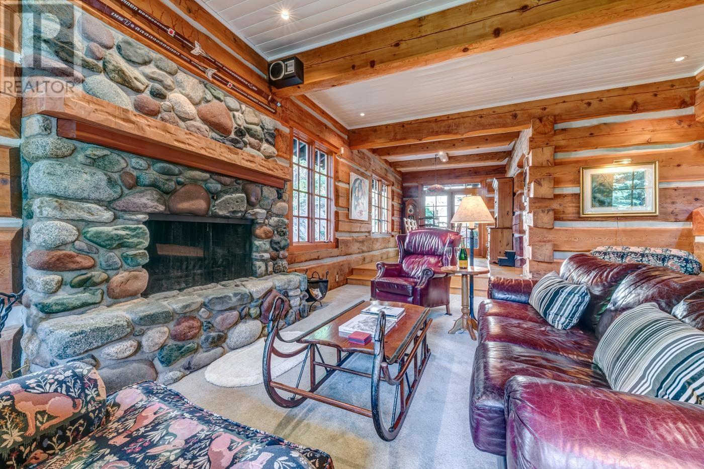 3561 Falcon Crescent, Whistler, British Columbia V8E 0B9 - Photo 13 - R2912731