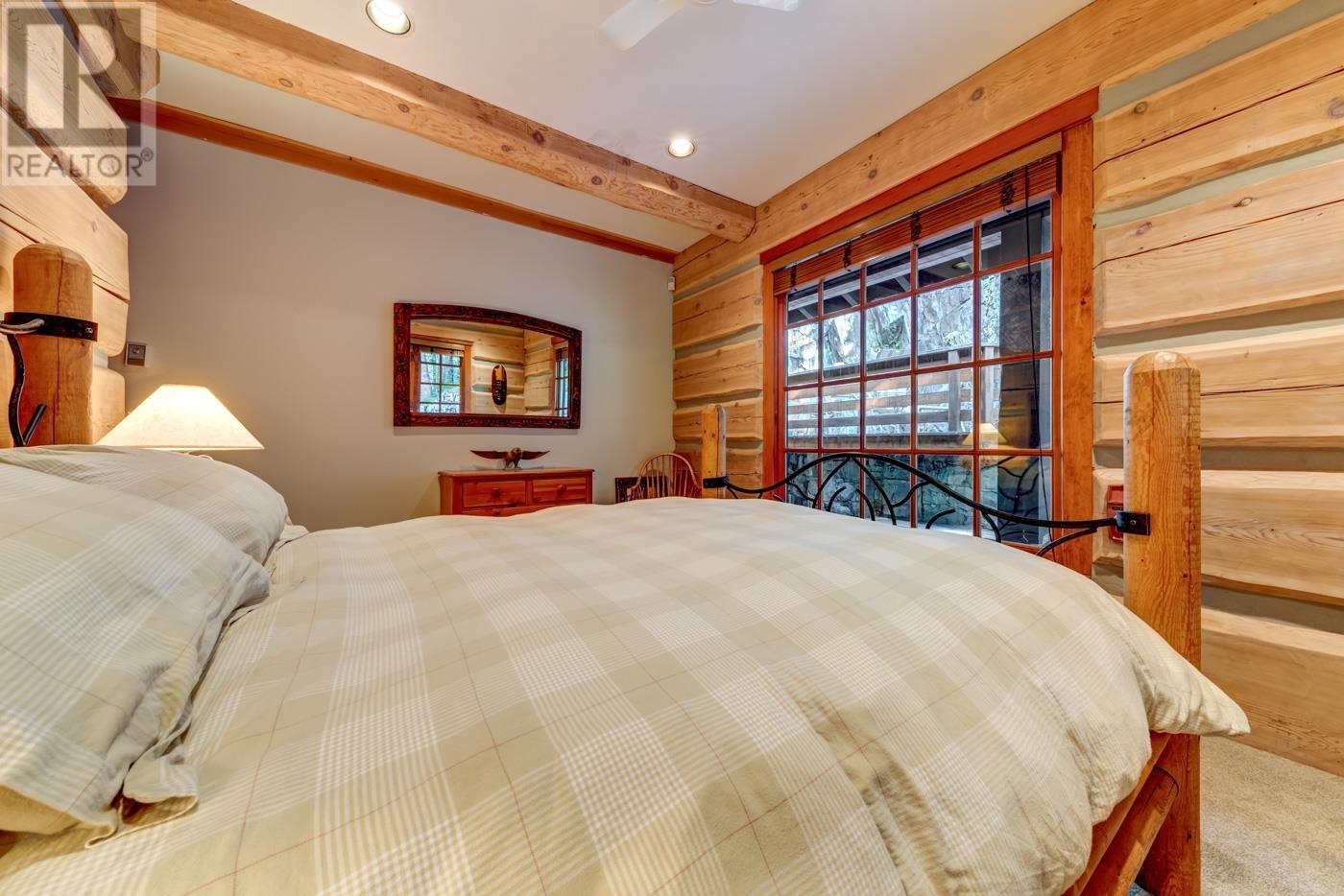 3561 Falcon Crescent, Whistler, British Columbia V8E 0B9 - Photo 16 - R2912731