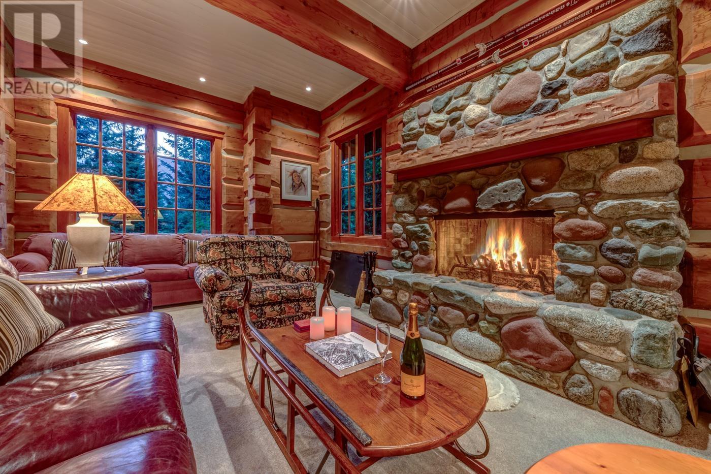 3561 Falcon Crescent, Whistler, British Columbia V8E 0B9 - Photo 5 - R2912731