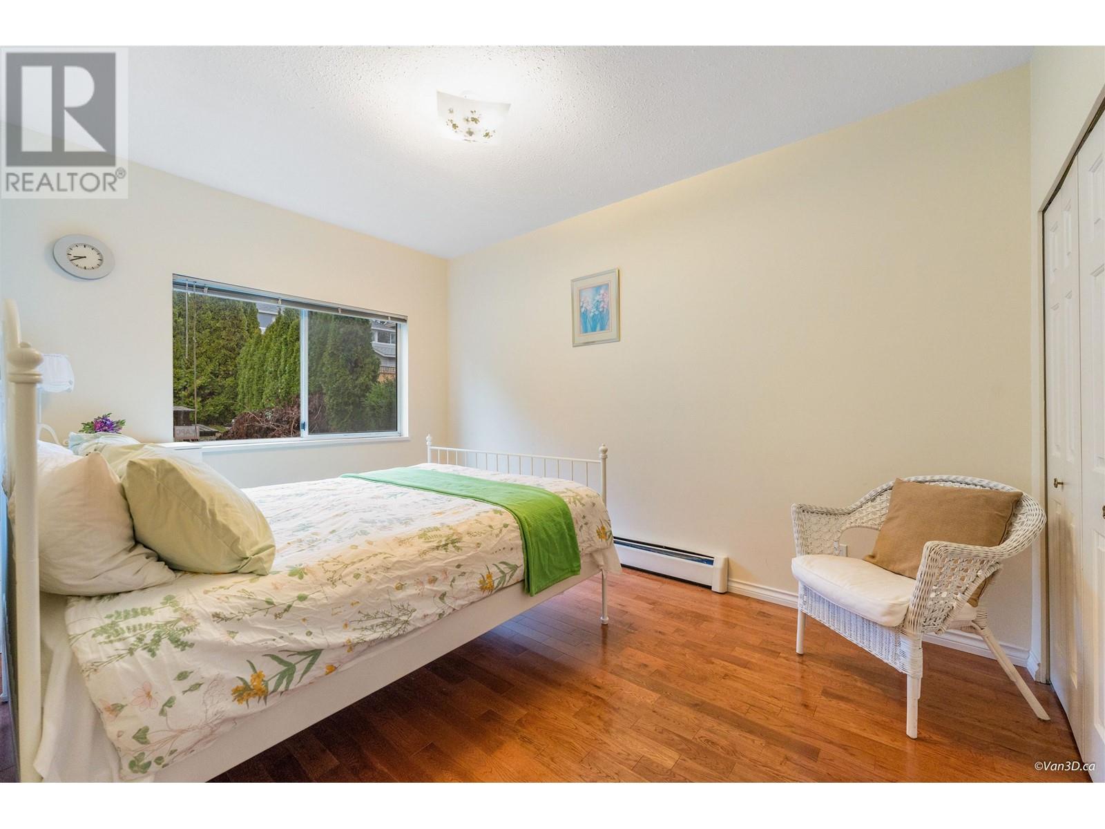 5843 Carson Street, Burnaby, British Columbia  V5J 2Z7 - Photo 11 - R2912754