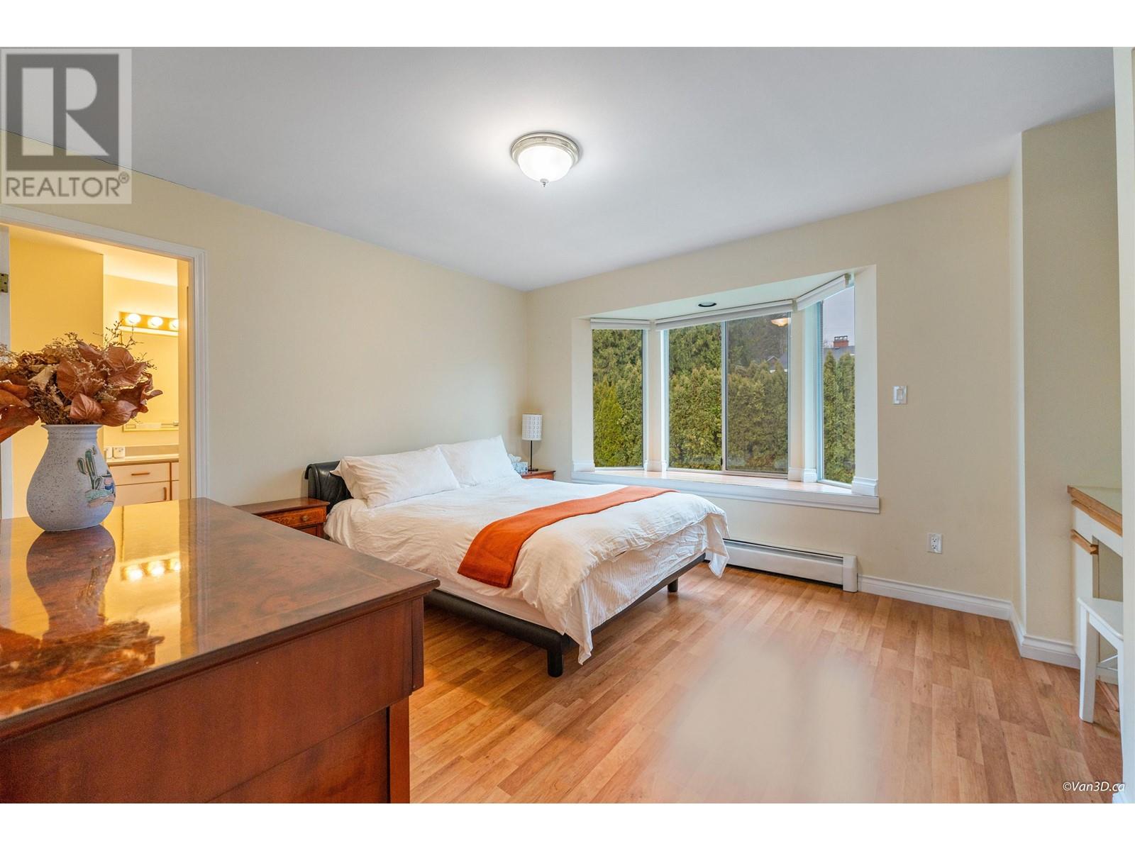 5843 Carson Street, Burnaby, British Columbia  V5J 2Z7 - Photo 19 - R2912754