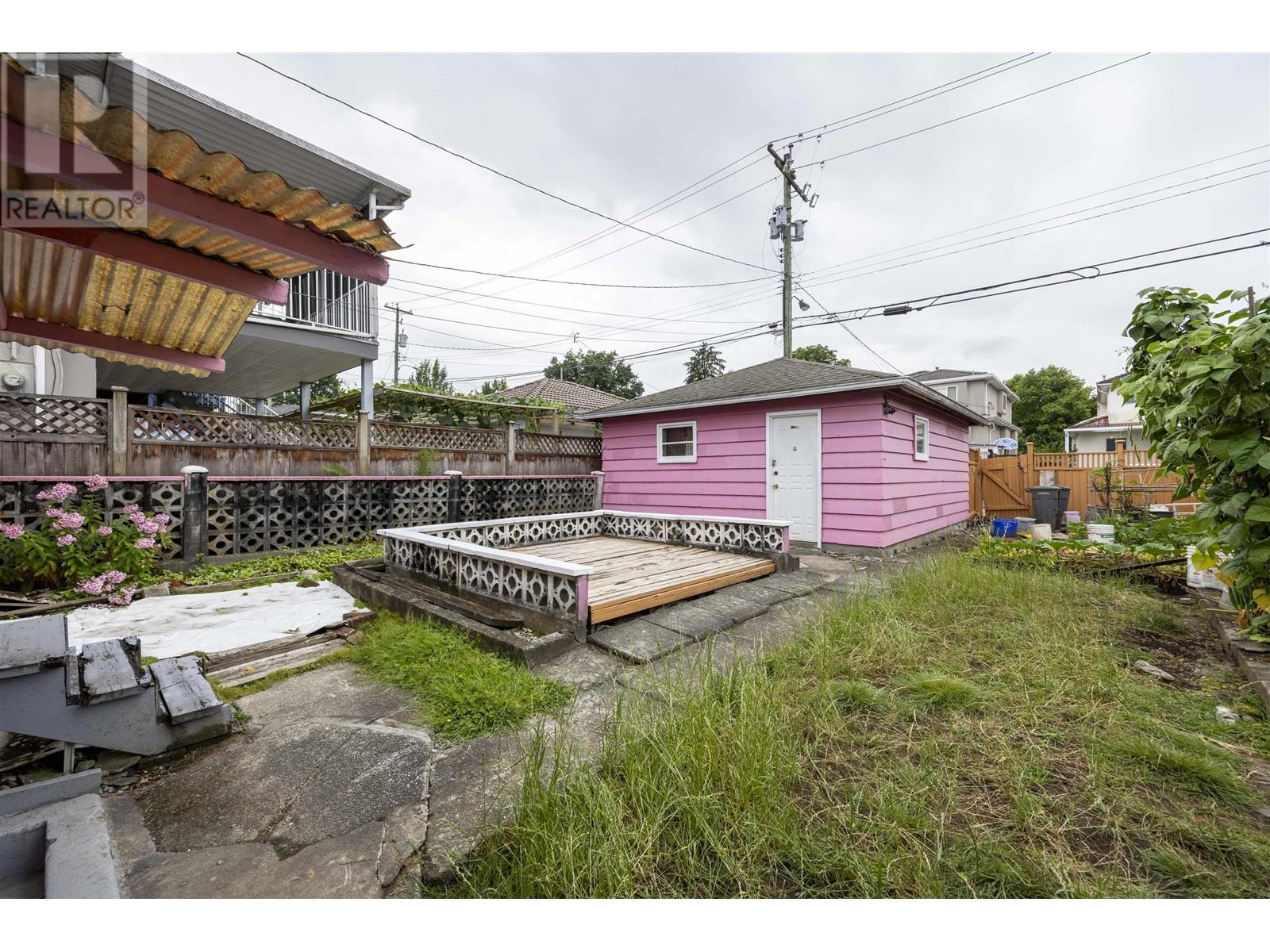 Property at 4825 ARGYLE STREET image 3