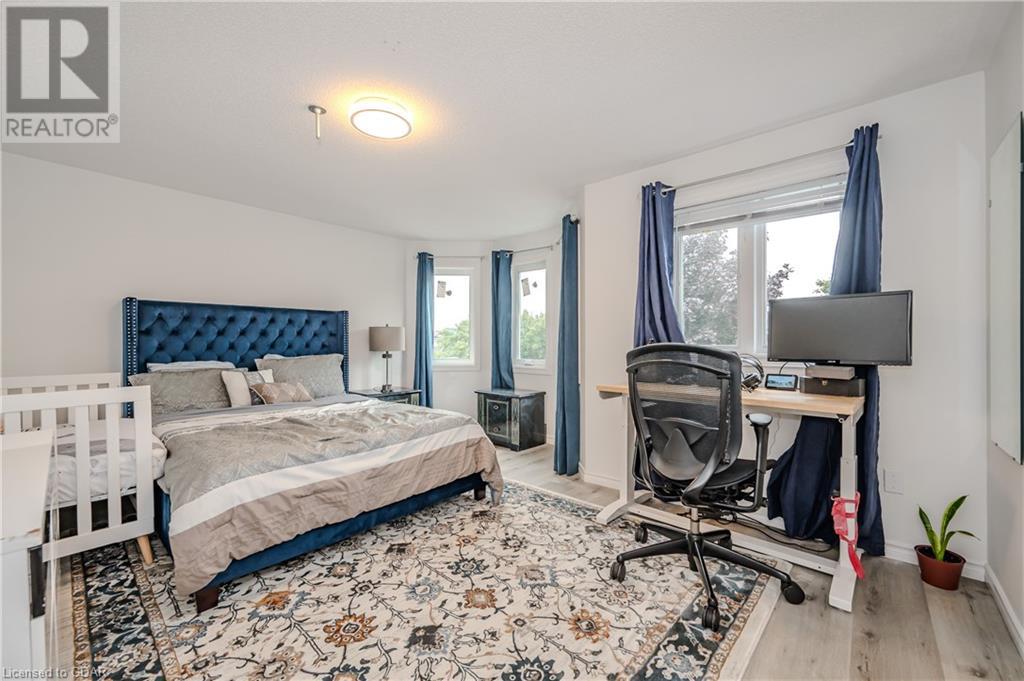 Image of property at 33 BUSHMILLS Crescent