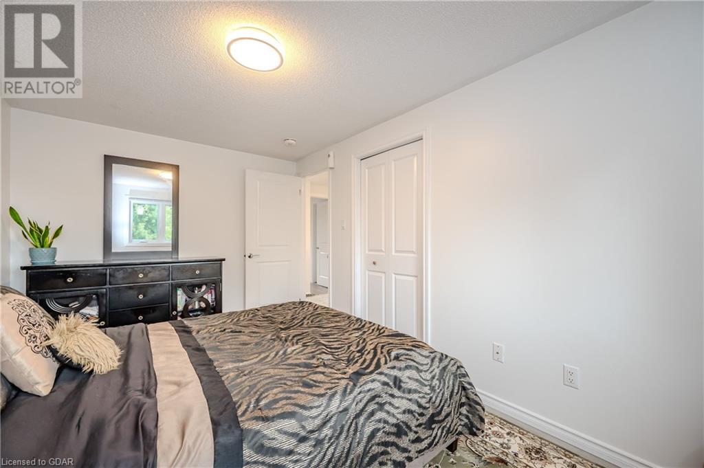 Image of property at 33 BUSHMILLS Crescent