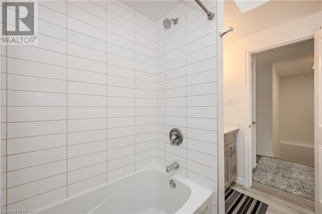 Image of property at 33 BUSHMILLS Crescent