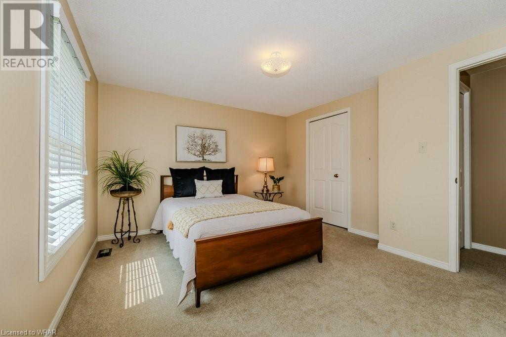 Image of property at 18 ROEHAMPTON Court