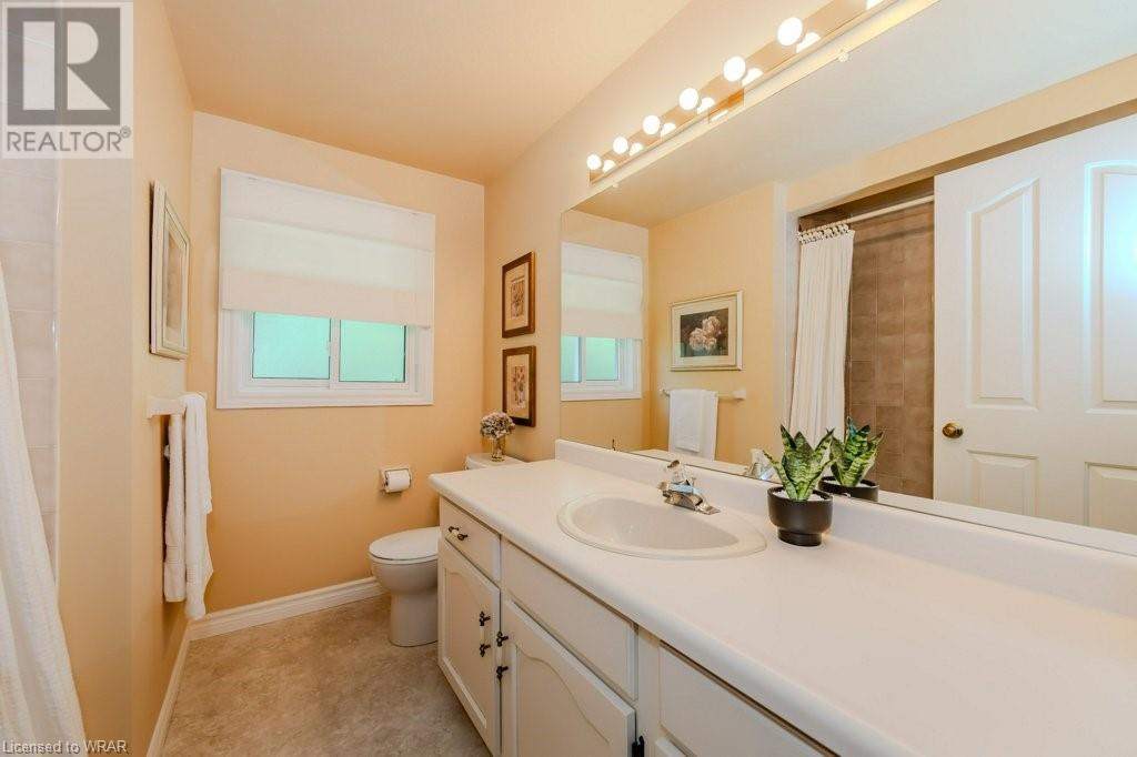 Image of property at 18 ROEHAMPTON Court