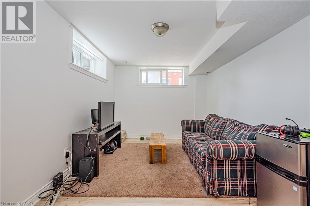 Image of property at 16 SPEEDVALE Avenue W